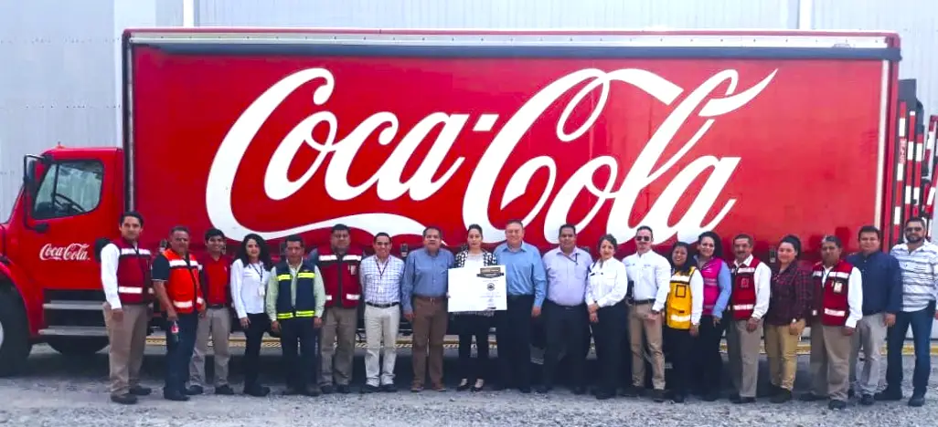 Coca-Cola FEMSA es reconocida por su calidad ambiental en Tabasco, México.  - KOF