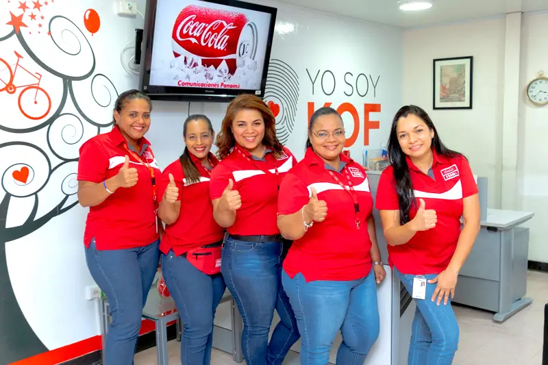Dar una vuelta recepción Compasión Coca-Cola FEMSA continúa siendo de las empresas más atractivas para trabajar  en Panamá - KOF