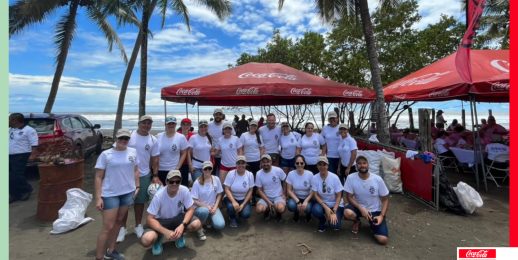 Voluntarios del Sistema Coca-Cola recolectan 223 kgs de residuos en Playa Hermosa-Punta Mala, Puntarenas